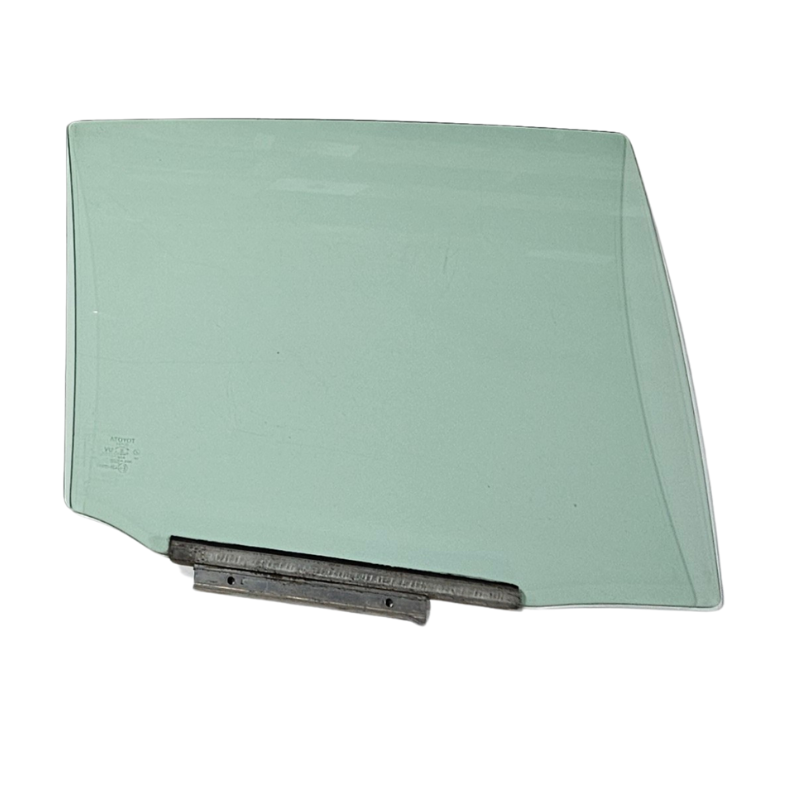 Toyota New Yaris Sport HB 2011-2018 Vidrio Puerta Trasera - Image 4